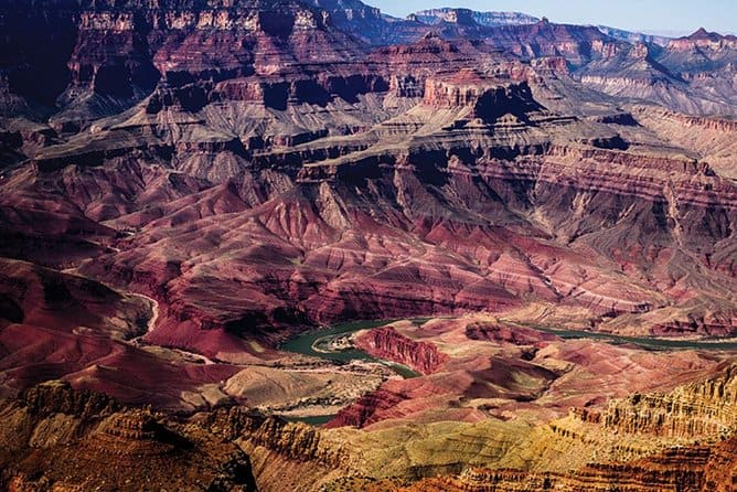 luxury,natural beauty,Sedona,Arizona,relaxation,luxury resorts and hotels,Enchantment Resort,L'Auberge de Sedona,Amara Resort and Spa,The Four Seasons Resort Scottsdale,Sedona Rouge Hotel and Spa,luxury experiences,Art,Culture,and Shopping,art galleries and cultural attractions,upscale amenities